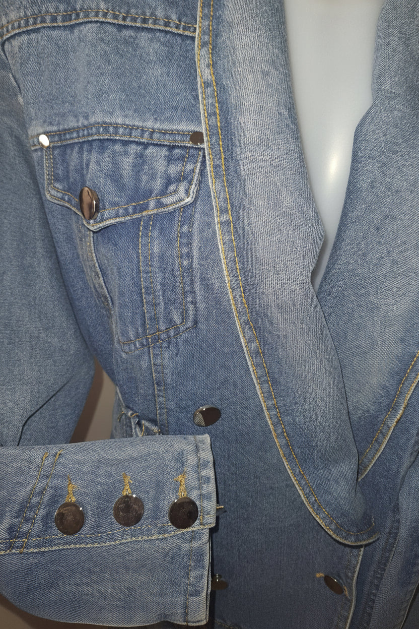 Veste en jean avec ceinture